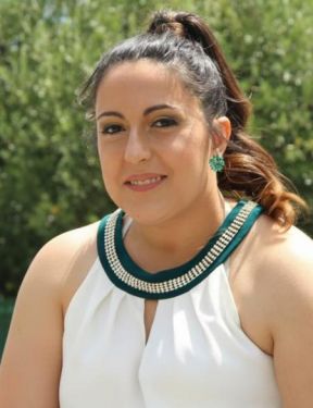 T&acirc;nia Rodrigues